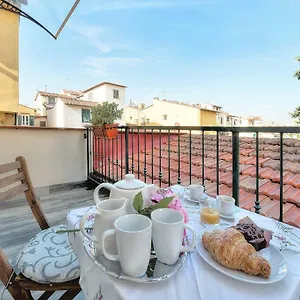 guelfa-30-exclusive-suite-in-the-heart-of-florence.it-tuscanyhotel.com/
